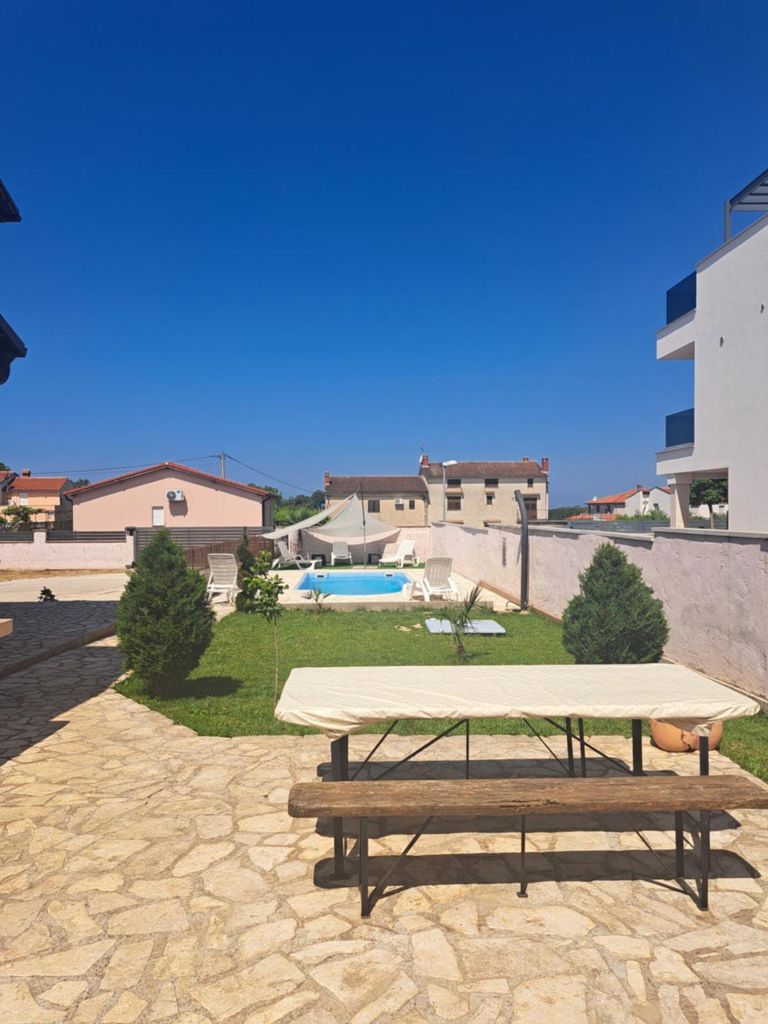 Apartamento Peroj 100 C Exterior foto