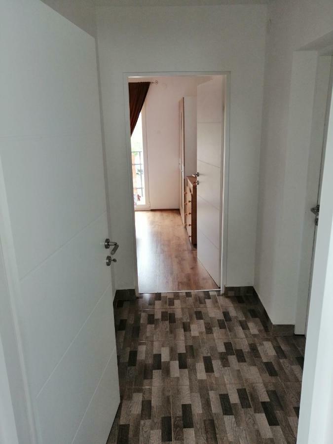 Apartamento Peroj 100 C Exterior foto